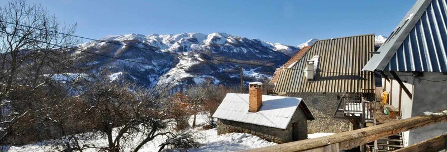 Maison 12 Pièces 300 m² à vendre à Allos (04260)