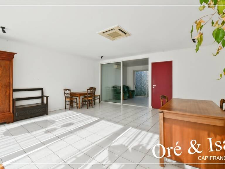 Investissement locatif ou implantation professionnelle : une opportunité à saisir ! à vendre CULAN (18) — photo 1