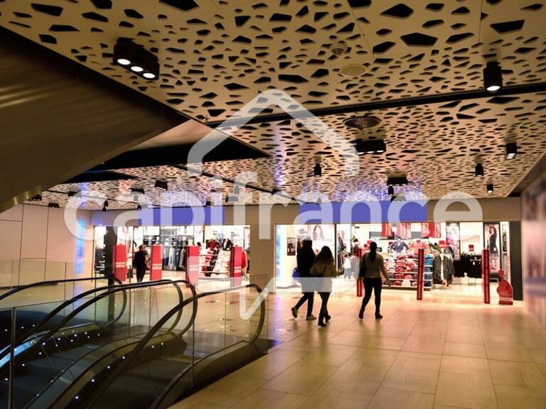 À VENDRE – POINT DE RESTAURATION  IDÉAL GRANDES ENSEIGNES CENTRE COMMERCIAL — photo 1