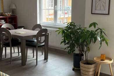 Appartement 3 pièces 900 €