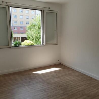 Appartement 3 pièces 650 €