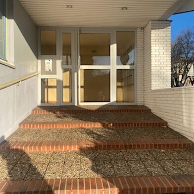 Appartement 4 pièces 833 €