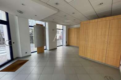 Commerce  730 €