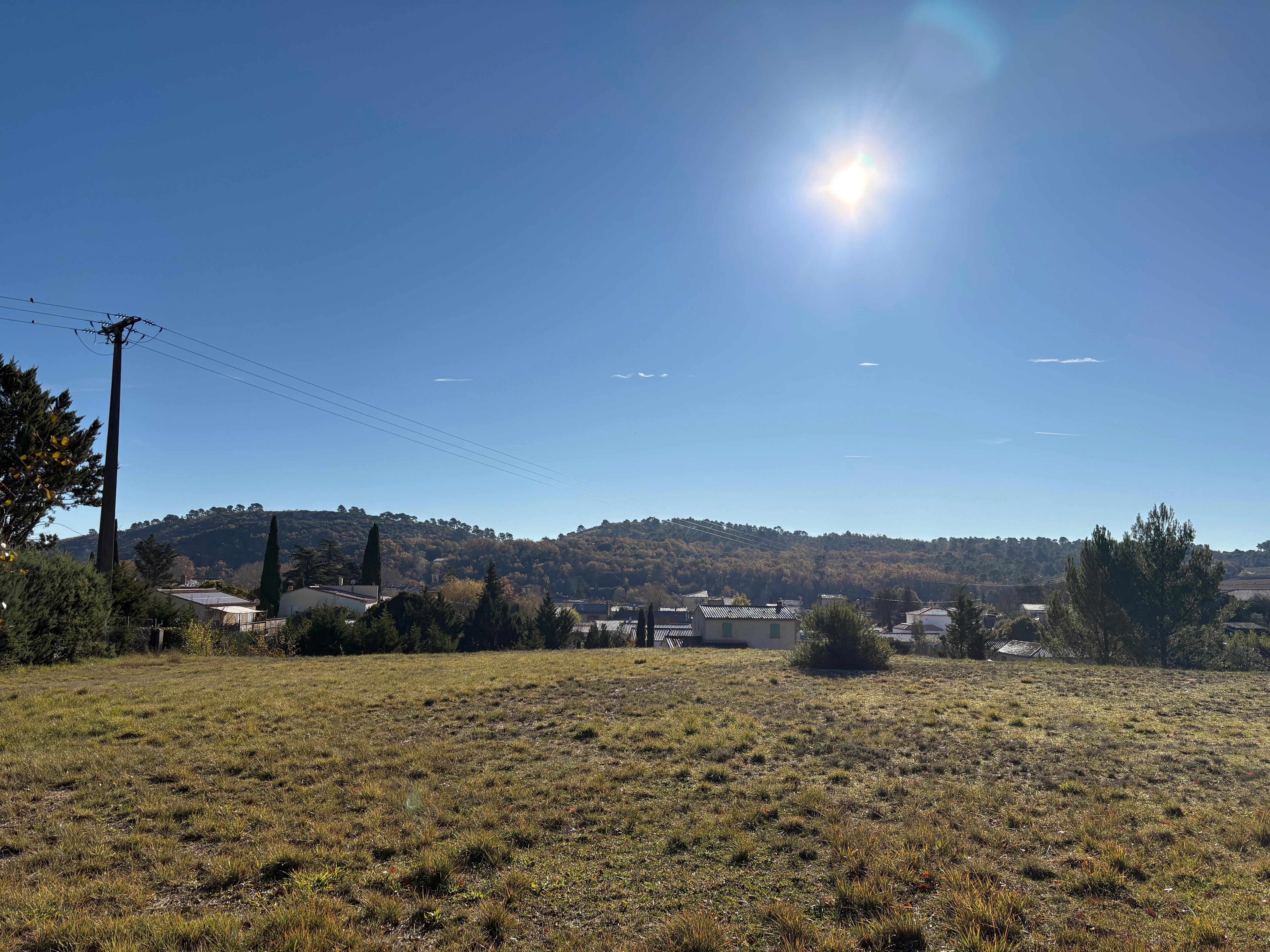 Terrain  à vendre Saint-Maximin-la-Sainte-Baume 83470