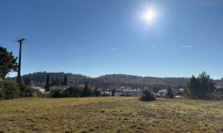 Terrain 2300 m² à construire Saint-Maximin-la-Sainte-Baume (83470)