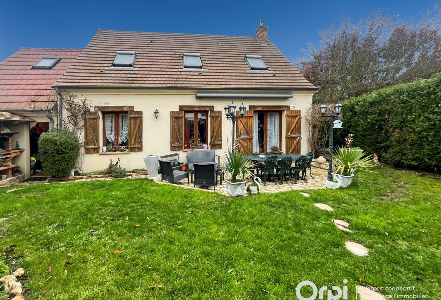 Maison À Vendre — photo 1