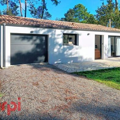 Maison 4 pièces 399500 €