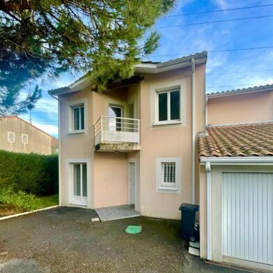 Maison 5 pièces 1490 €