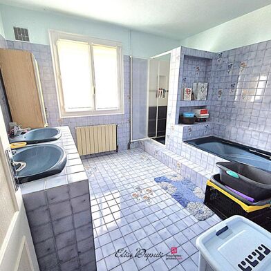 Maison 8 pièces 254000 €