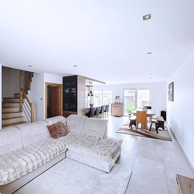 Maison 7 pièces 580000 €