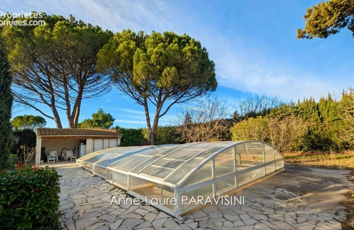 Maison d'architecte dans le Sud de la France face au Canal du Midi — photo 2