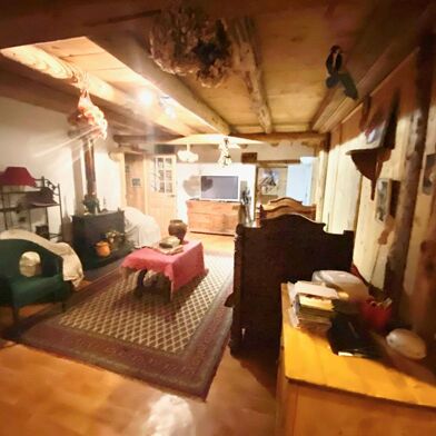 Maison 12 pièces 590000 €