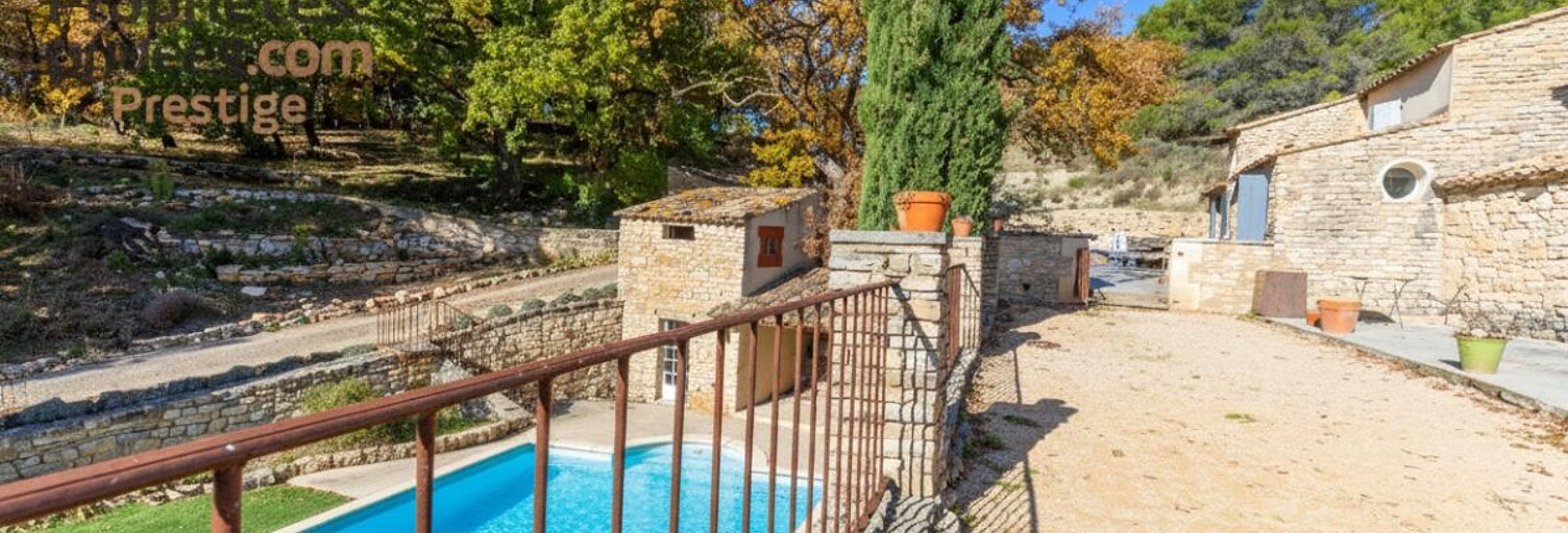 Maison 10 Pièces 305 m² à vendre à Murs (84220)