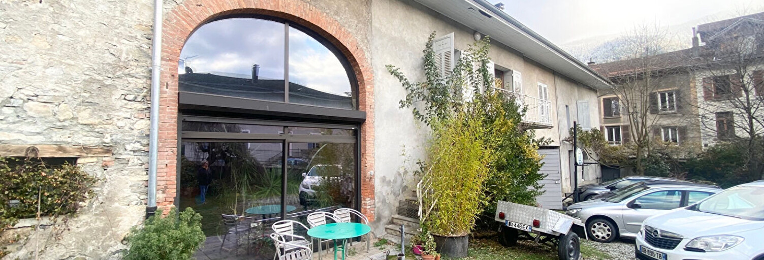 Maison 10 Pièces 330 m² à vendre à Crêts-en-Belledonne (38830)