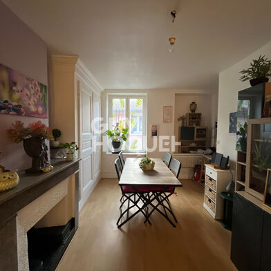 Appartement 3 pièces 182800 €