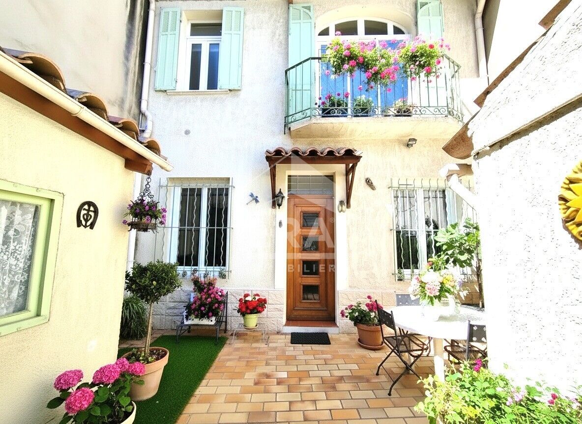 Villa / Maison  T4 à vendre Marseille 5eme 13005