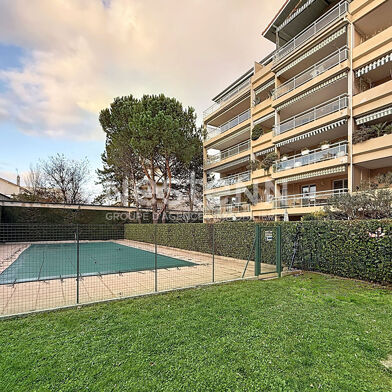 Appartement 2 pièces 231000 €