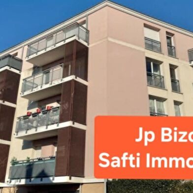 Appartement 3 pièces 240000 €