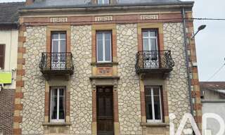 Maison 8 Pièces 195 m² à vendre à Dompierre-sur-Besbre (03290)