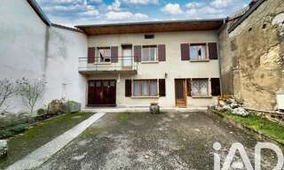 Maison 9 Pièces 227 m² à vendre à Saint-Jean-de-Gonville (01630)