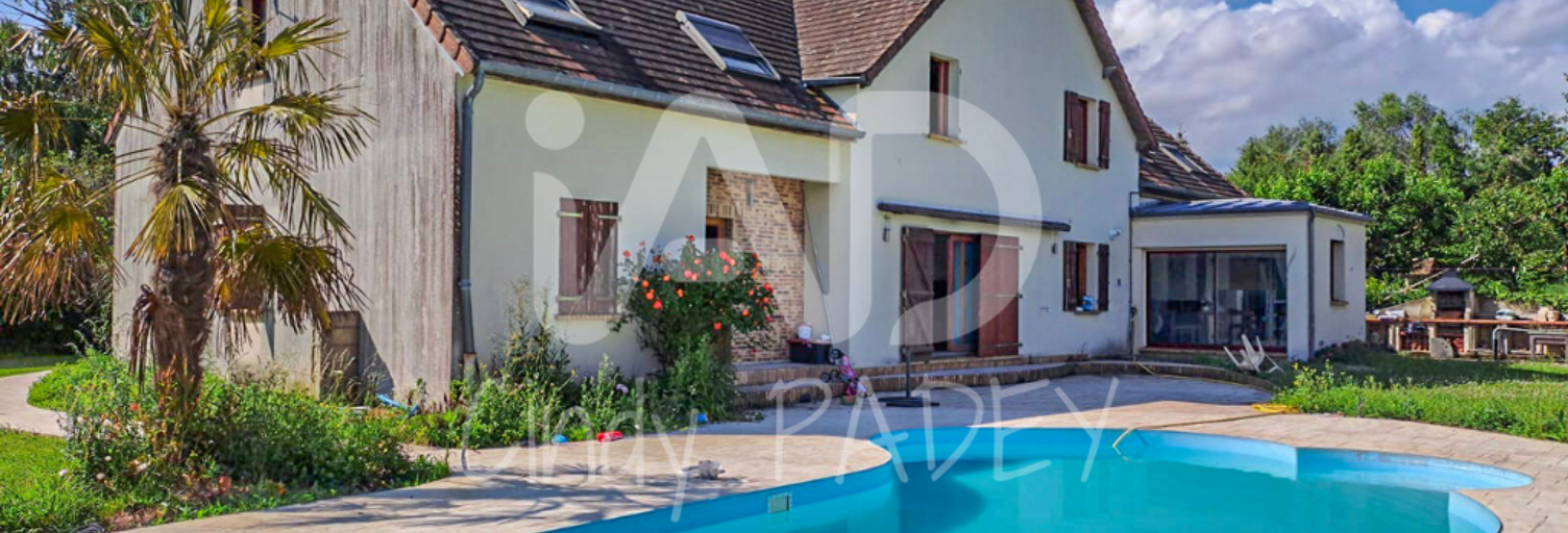 Maison 12 Pièces 310 m² à vendre à Crécy-la-Chapelle (77580)