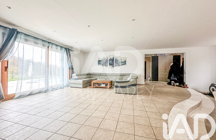 Vente Maison/villa 12 pièces — photo 2