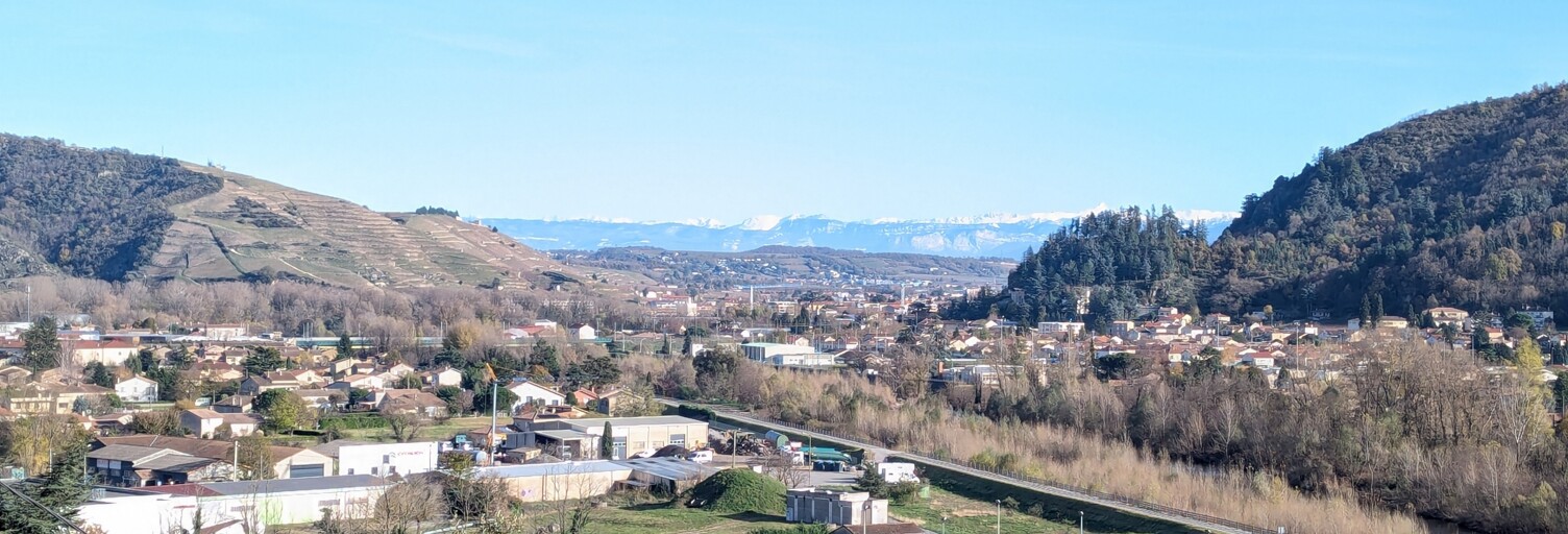 Maison 5 Pièces 139 m² à vendre à Saint-Jean-de-Muzols (07300)