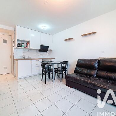 Appartement 3 pièces 1190 €