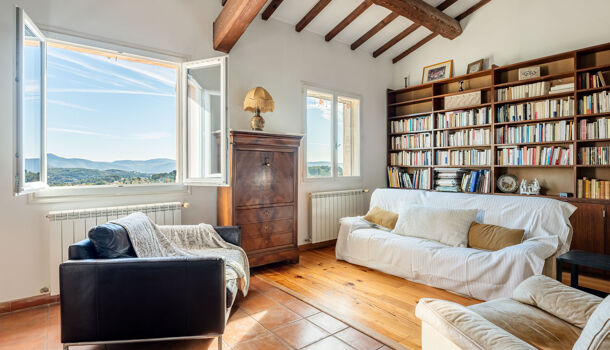 Villa / Maison 4 pièces  à vendre Roquevaire 13360