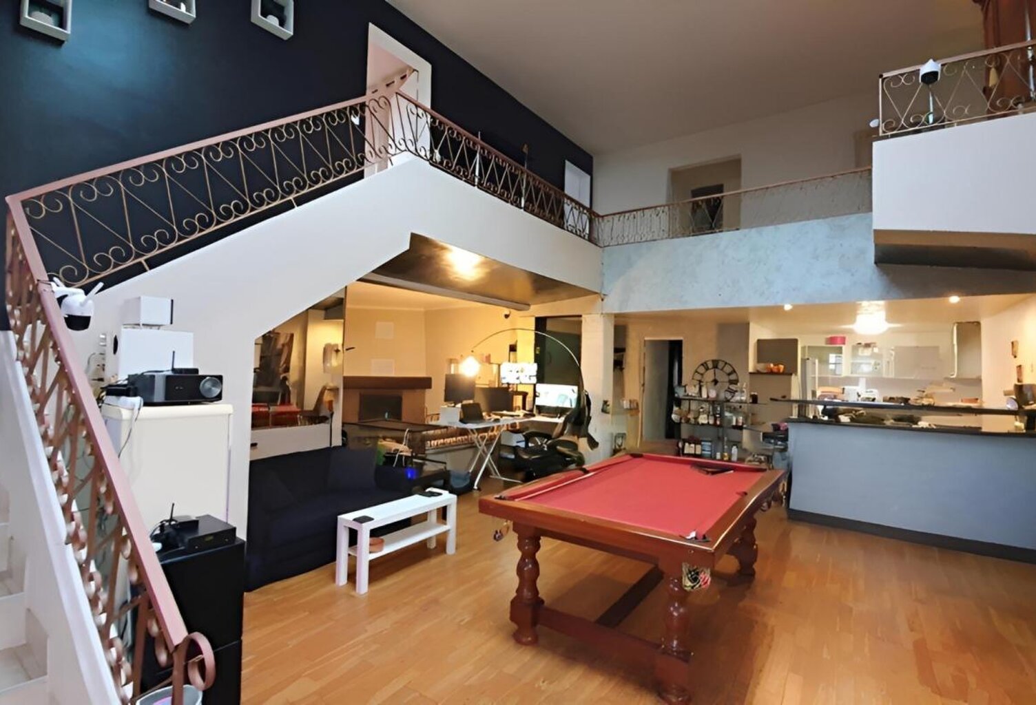 MAISON LOFT DE 165 M² AVEC TERRASSE ET PISCINE — photo 1