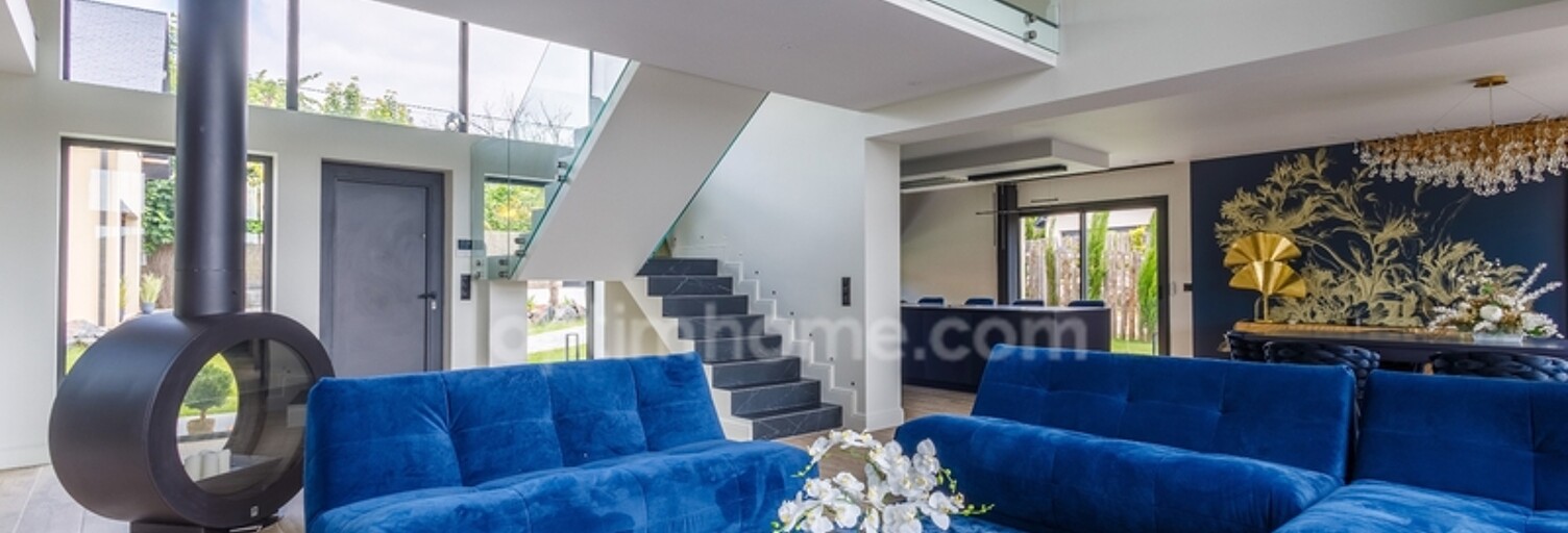 Maison 5 Pièces 217 m² à vendre à Pennedepie (14600)