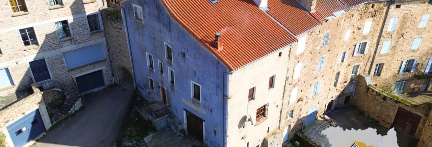 Maison 8 Pièces 215 m² à vendre à Pradelles (43420)