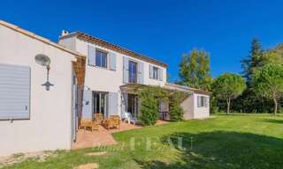 Maison 8 Pièces 221 m² à vendre à Aix-en-Provence (13100)