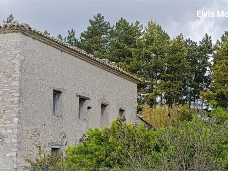 Corps de ferme en pierre – 2,6 ha – dépendances – fort potentiel – Limans — photo 1