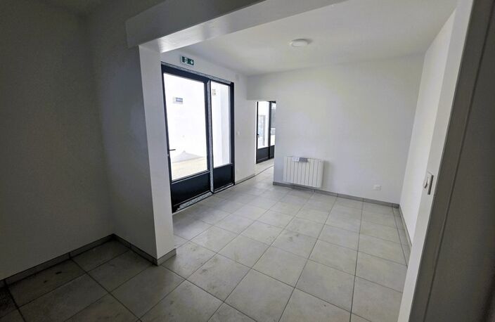 Dpt Charente Maritime (17), à vendre DOLUS D'OLERON Emplacement N°1 Local commercial Neuf - Plain pied de 35,20m² — photo 5