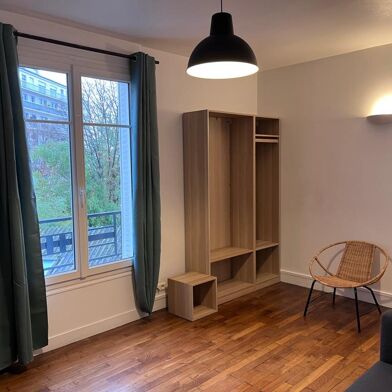 Appartement 2 pièces 1050 €