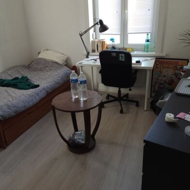 Appartement 1 pièces 450 €
