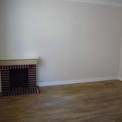 Appartement 1 pièces 590 €