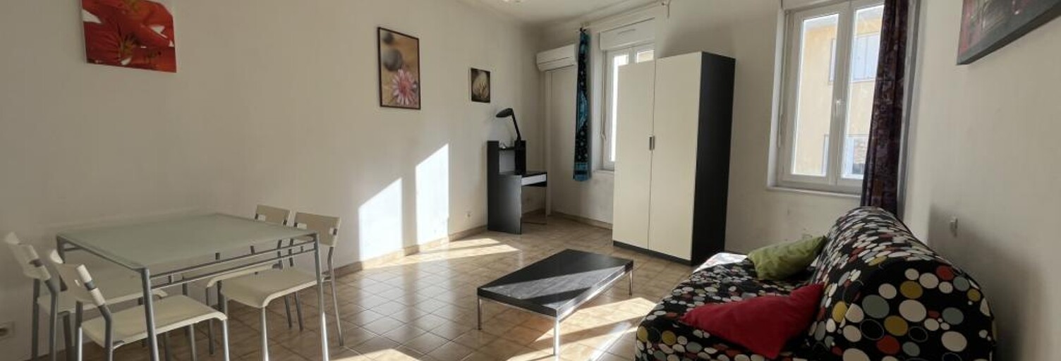 Appartement 1 Pièce 43 m² à louer à Nîmes (30000)