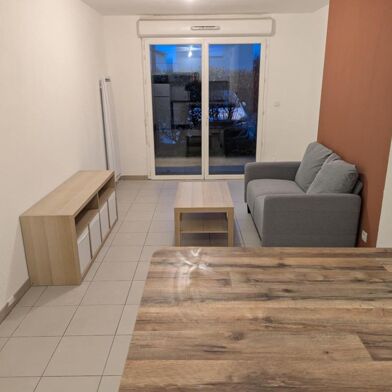 Appartement 2 pièces 670 €