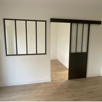 Appartement 1 pièces 818 €