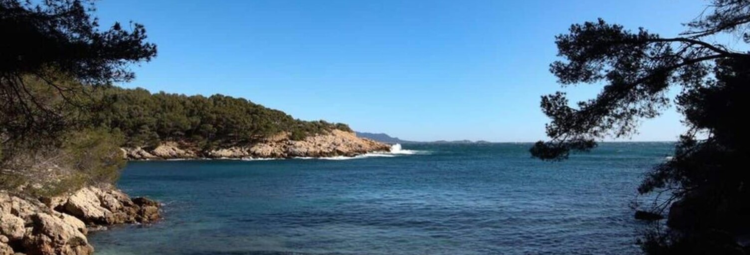 Maison 7 Pièces 260 m² à vendre à Saint-Cyr-sur-Mer (83270)