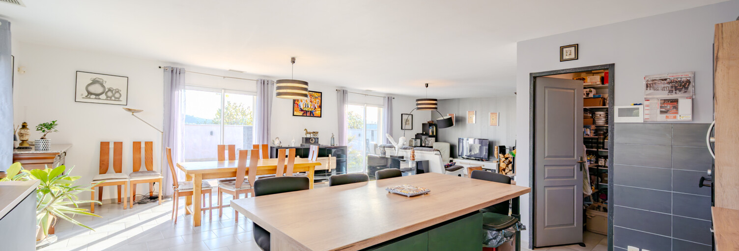 Maison 5 Pièces 149 m² à vendre à Pierrefeu-du-Var (83390)