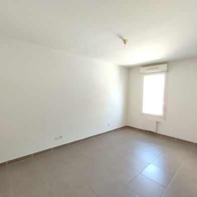 Appartement 3 pièces 1257 €