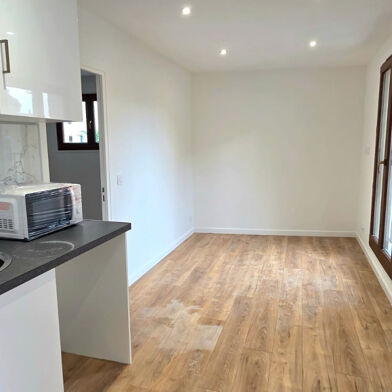 Appartement 2 pièces 900 €