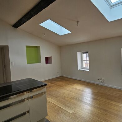 Appartement 2 pièces 848 €