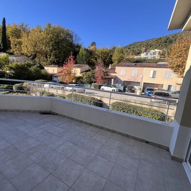 Appartement 2 pièces 235000 €