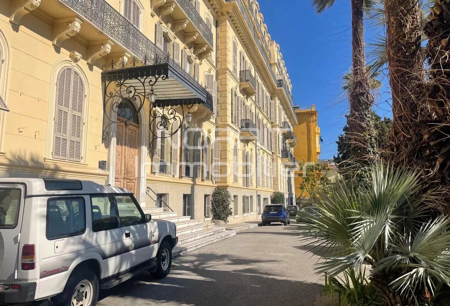 LOCAL COMMERCIAL / BUREAUX – PALAIS CLASSÉ – NICE CARABACEL — photo 1