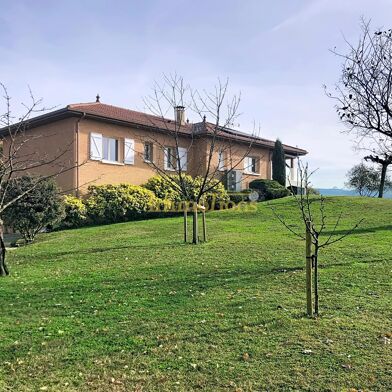 Maison 4 pièces 397000 €