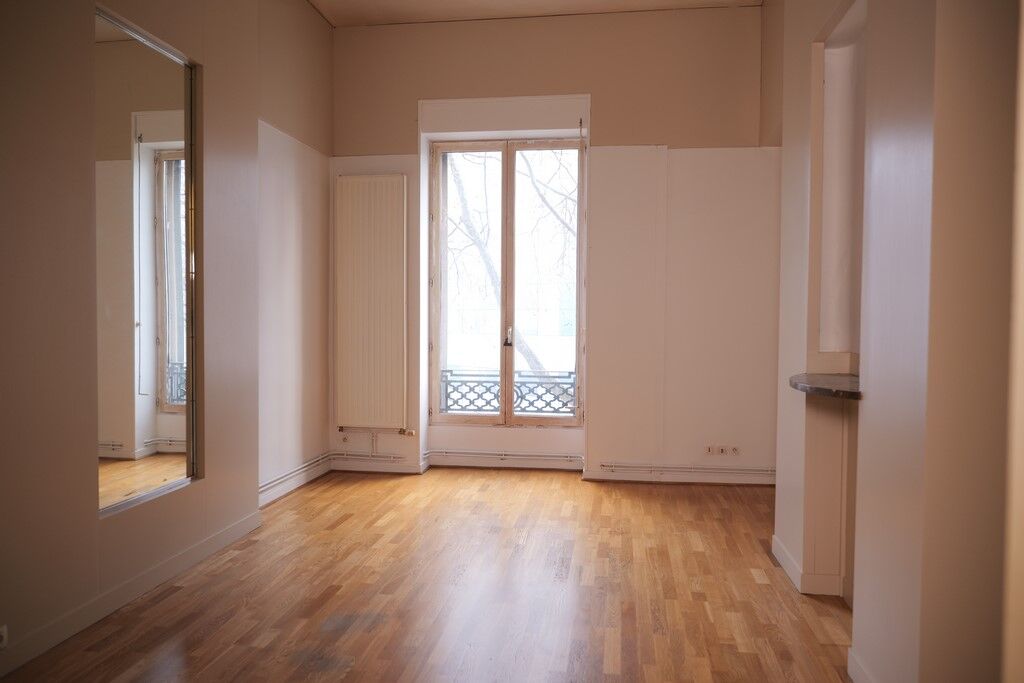 Location T4 95 m² à Lyon 3 1 575 ¤ CC /mois